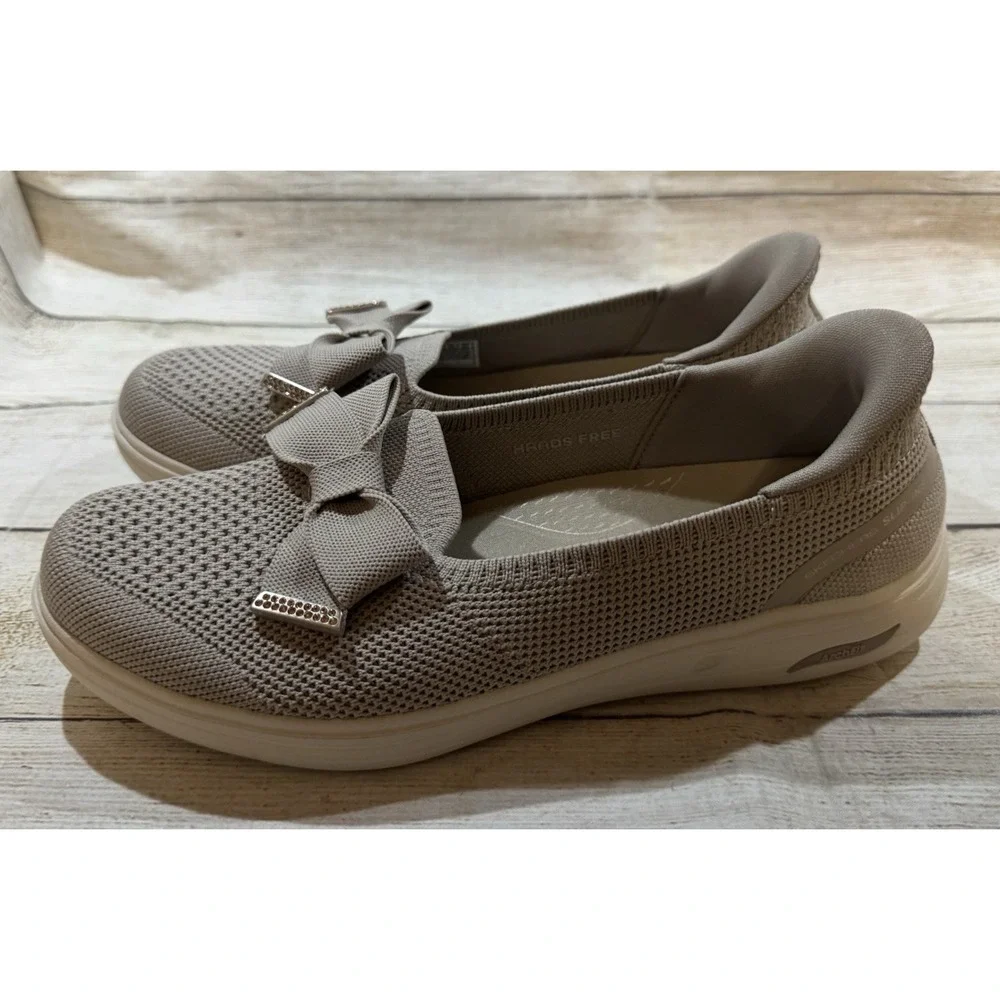 Skechers Inspire Arch Fit Taupe Slip In #138606-TPE Shoes Sz 8 EXCELLENT